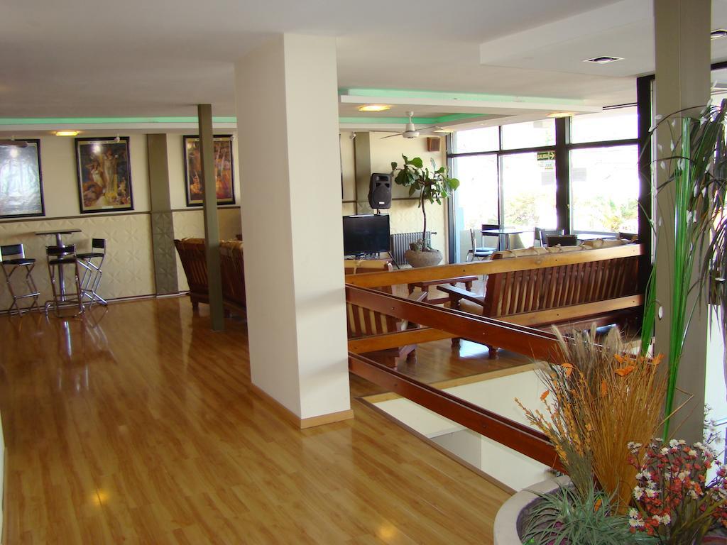Hotel Temu Βίλα Κάρλος Παζ Εξωτερικό φωτογραφία